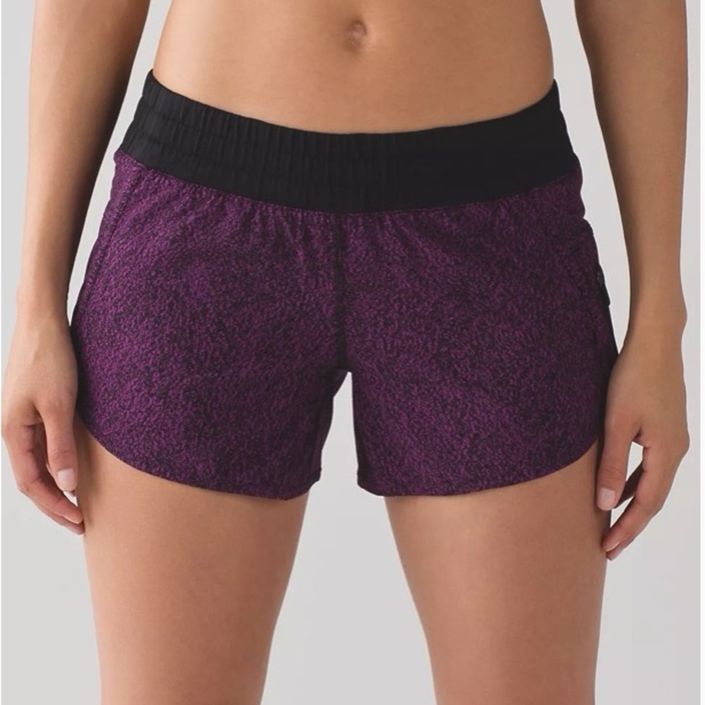NWT Lululemon Tracker Short IV Size 4